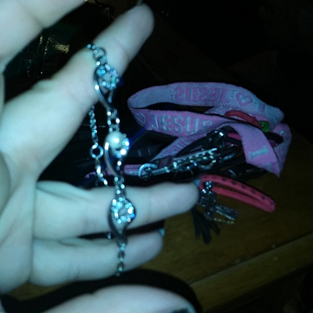 Music note bracelet